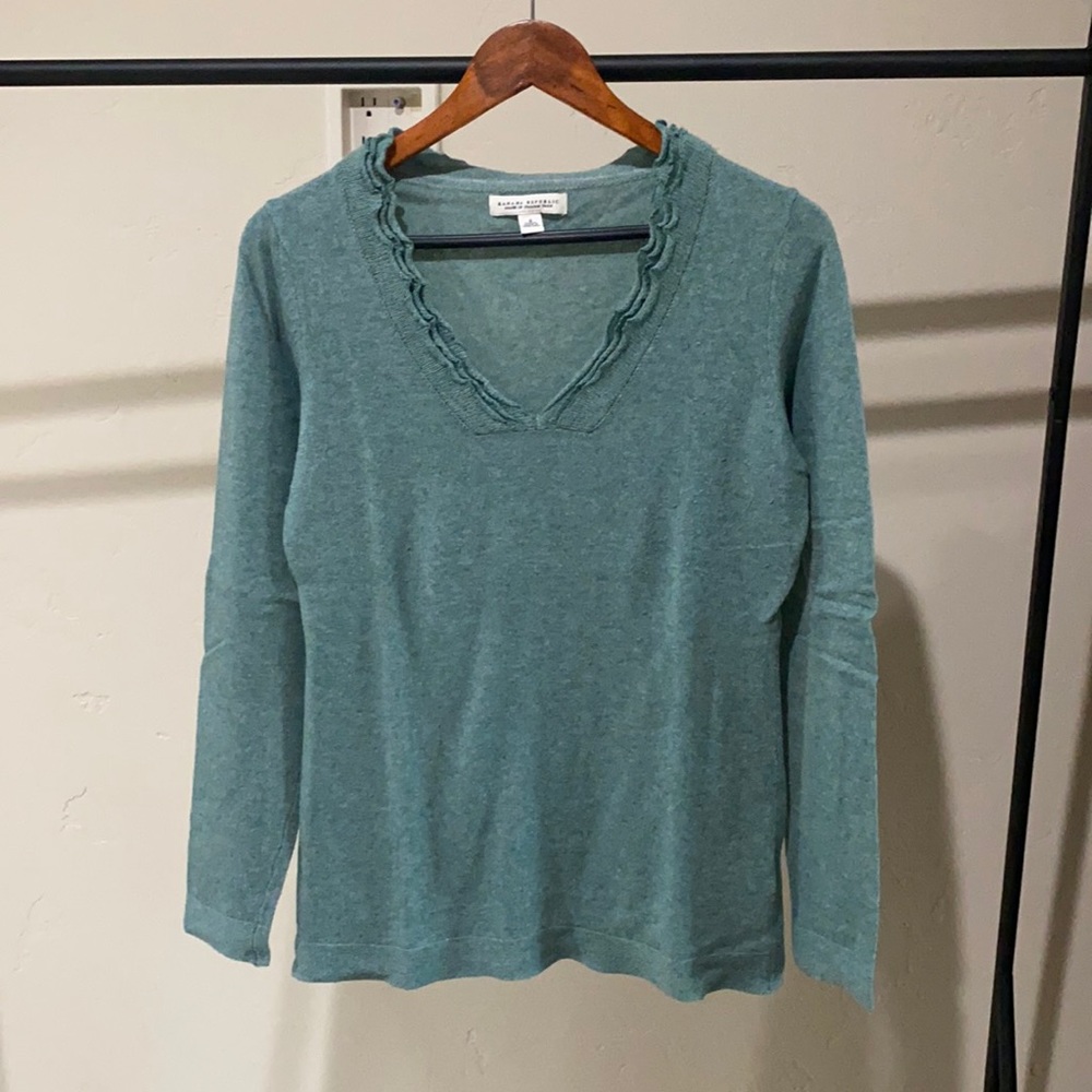 Vneck sweater